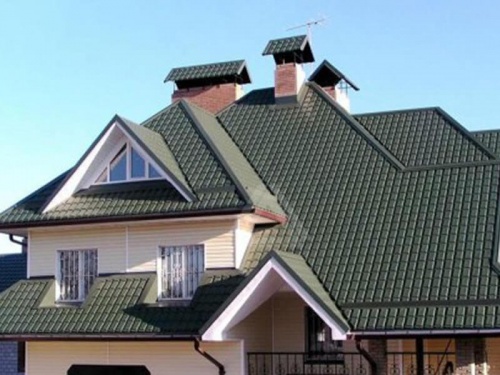 Металлочерепица модерн 0,45 PE RAL 3003 рубиново-красный